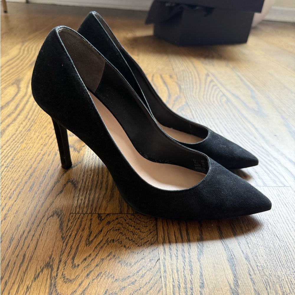Stuart Weitzman Pumps